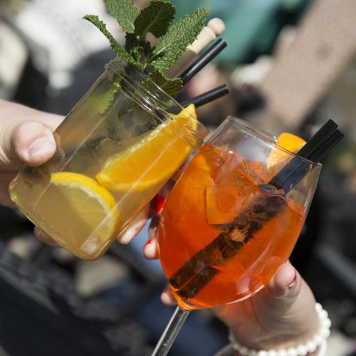drankje terras.jpg